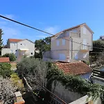 16656b